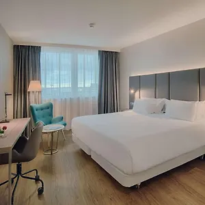 **** Hotel Nh Toulouse Airport França