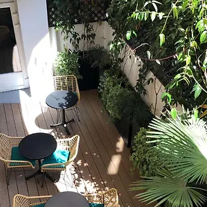 Hotell Apolonia Montmartre; Sure Collection By Western, Paris