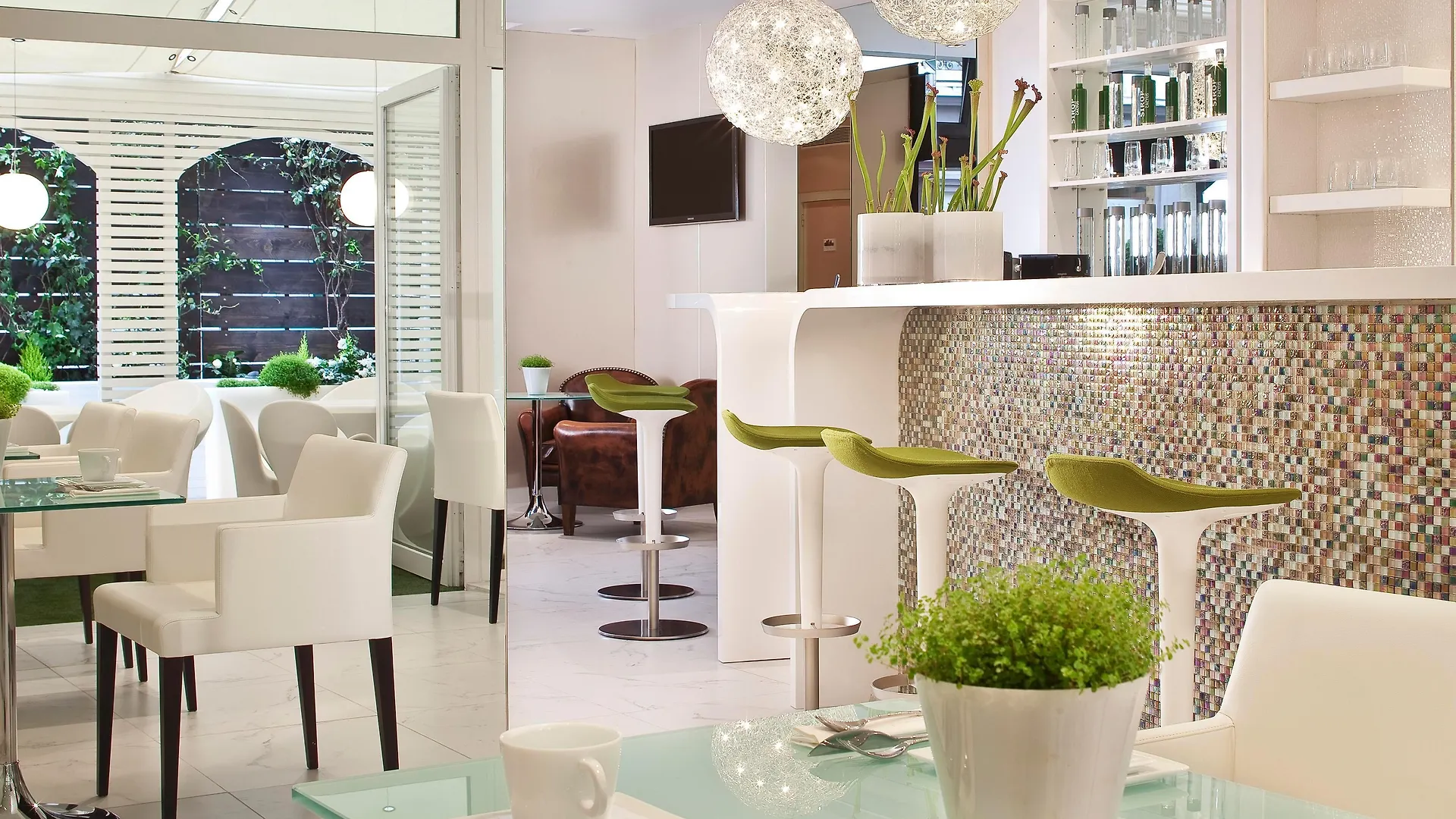 Le 7 Eiffel Hotel By Malone Parigi